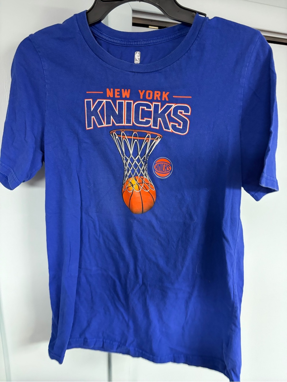 New York Knicks nba basketball graphic logo team shirt youth size XL - Picture 7 of 11